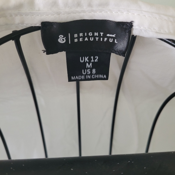 NWOT Bright & Beautiful White Lace Collar Button Down Women's 8 - Picture 3 of 3